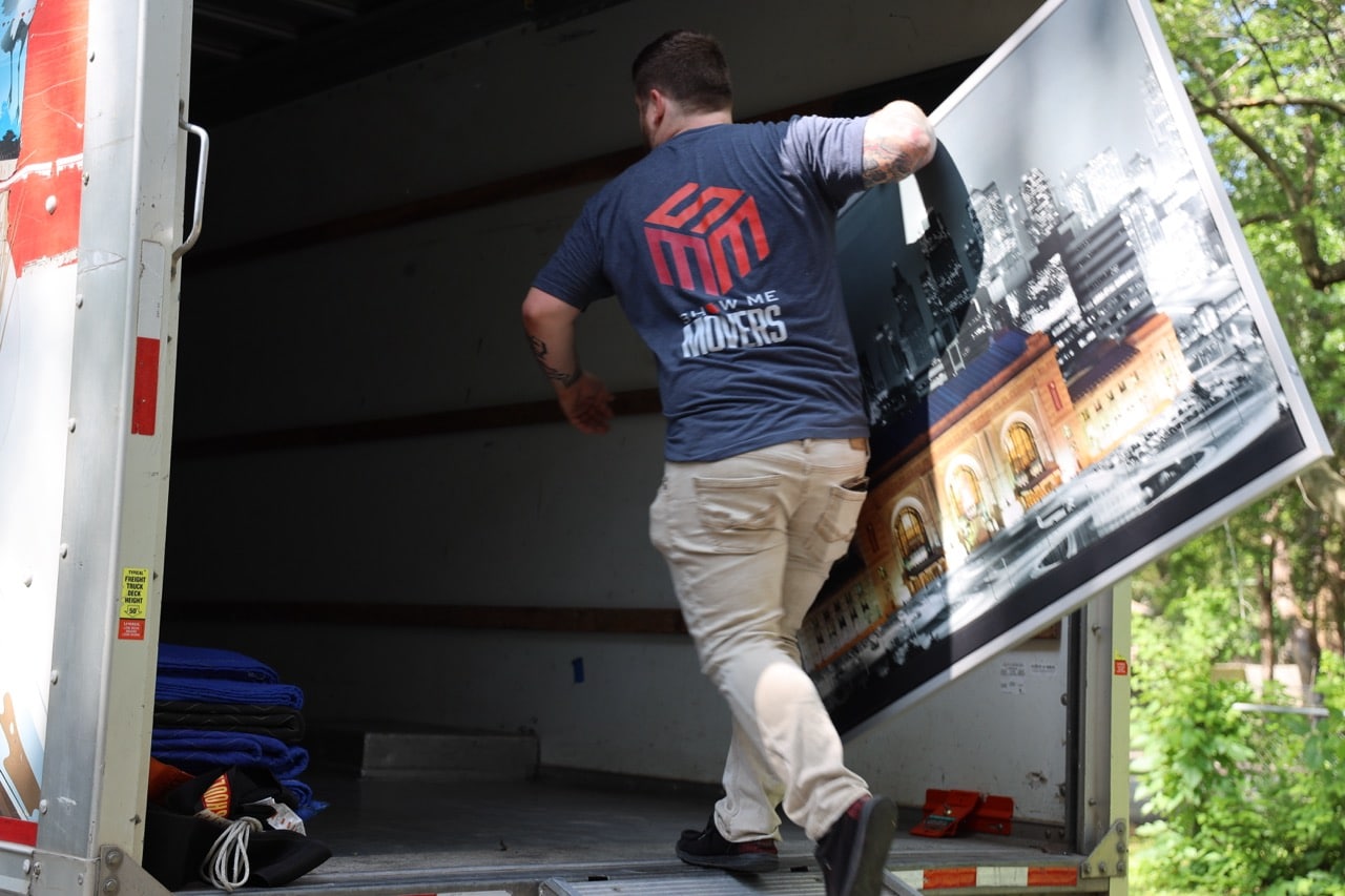 Show Me Movers2